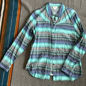 Ariat Women’s button down heavy linen shirt women’s xl